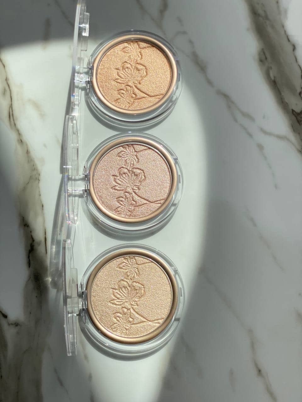 Хайлайтер More Than Glow Highlighter, 020 Supreme Rose Beam розовый 6