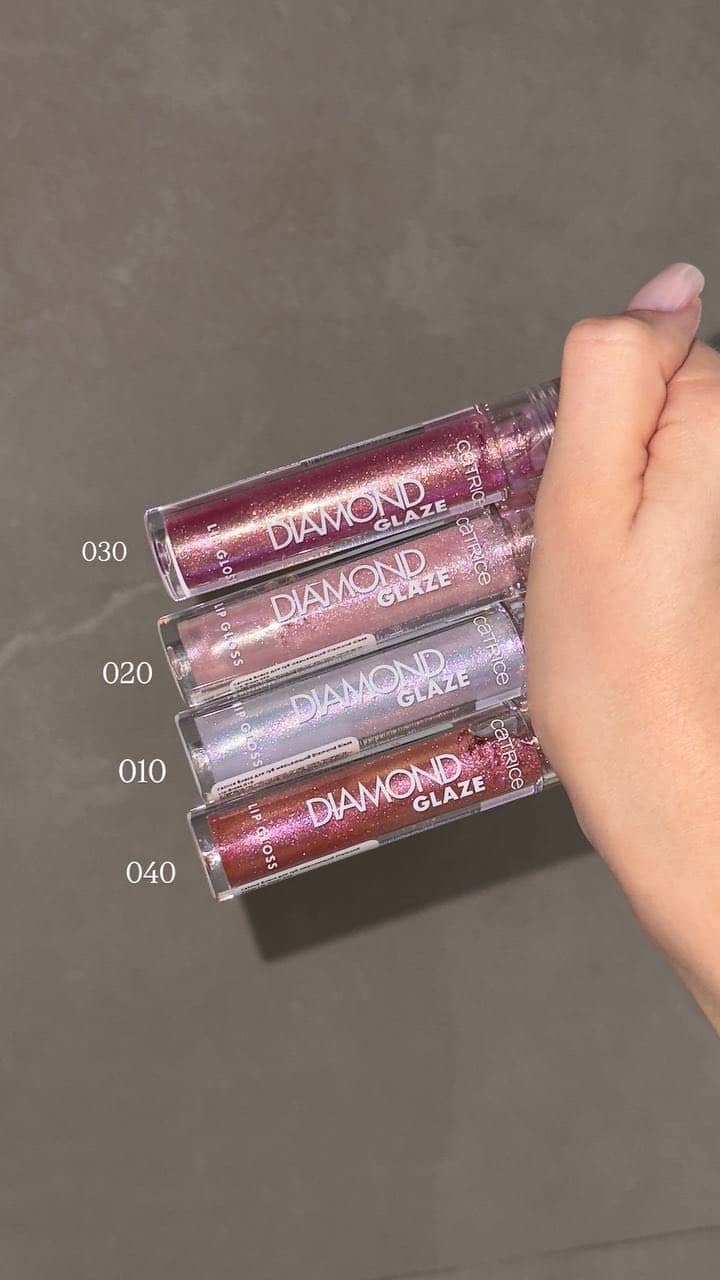 Блеск для губ мерцающий Diamond Glaze Lip Gloss, 010 Bubbles 'N' Troubles, 3 мл 7