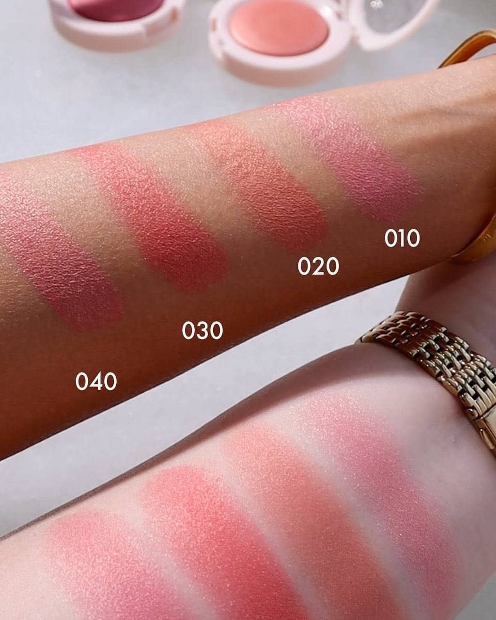 Румяна запеченные Soft Glam Baked Blush, 010 On Cloud Pink 6