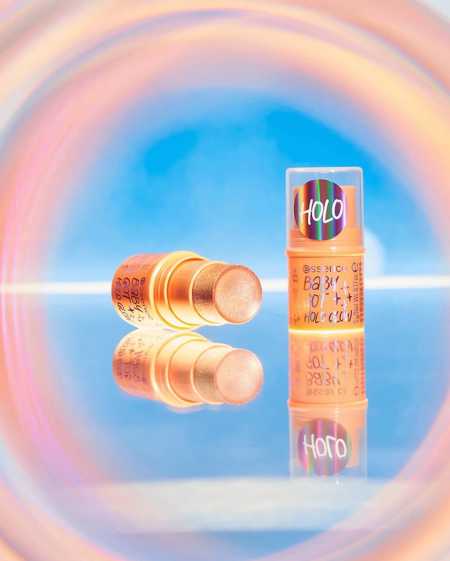Хайлайтер в стике Baby Got Holo Glow highlighter stick, 10 Apricotly